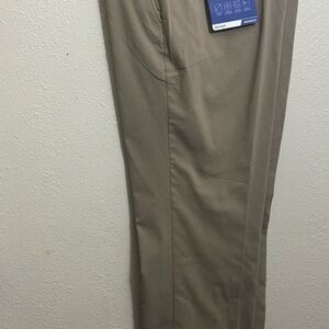 Classic Men's Khaki Chinos